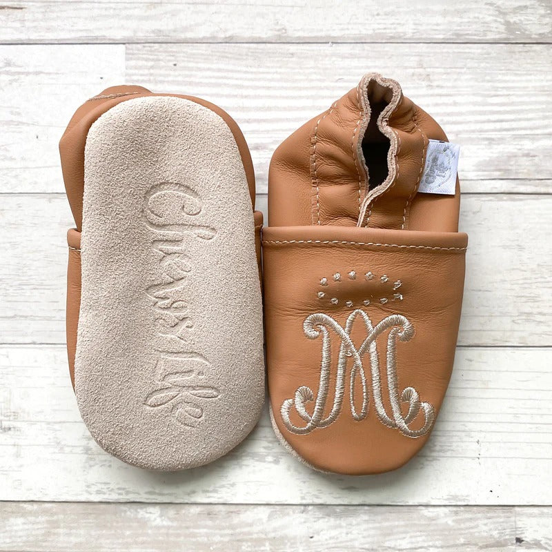 Emmaus Crib Shoes (Caramel, Ave Maria)